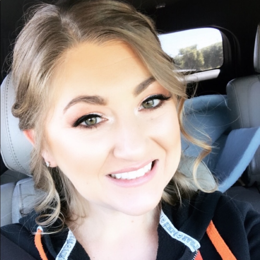 Meet your Posher, Jeannie